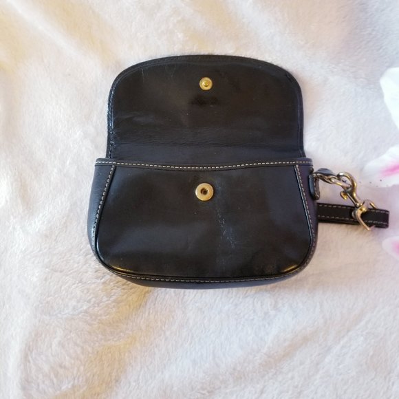 Dooney & Bourke Leather Wristlet - Picture 3 of 9